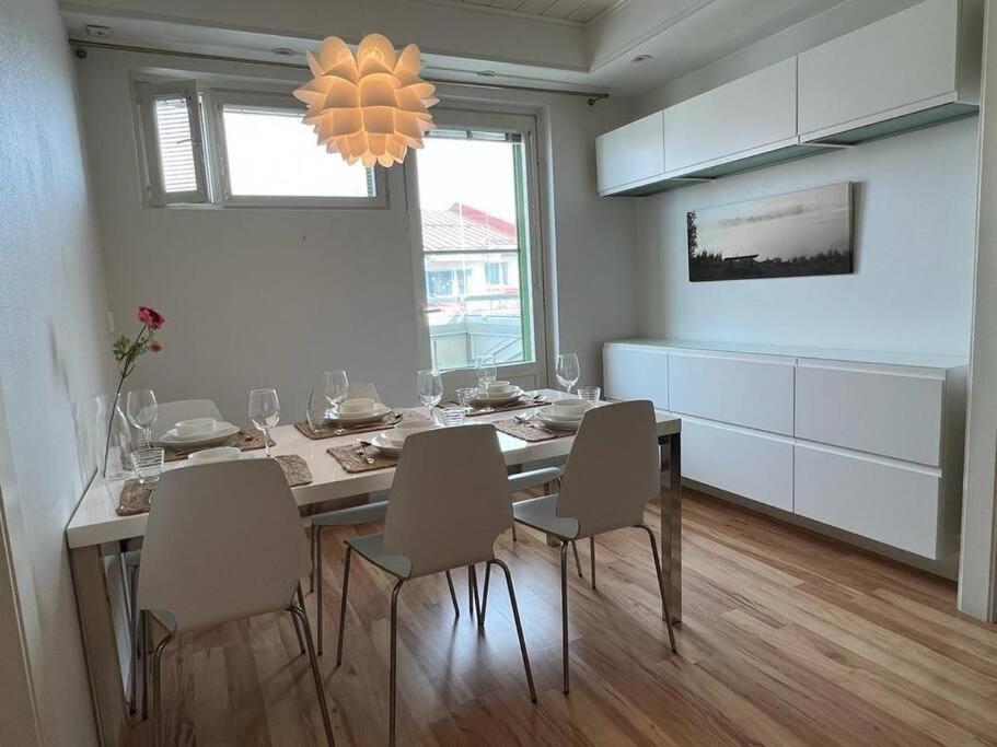 Spacious And Stylish Penthouse In Downtown Rovaniemi Luaran gambar